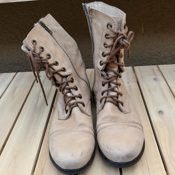 Steve Madden Military-Inspired Lace up w/ Zipper Leather Boots. Size 6.5. Tan - Picture 2 of 15